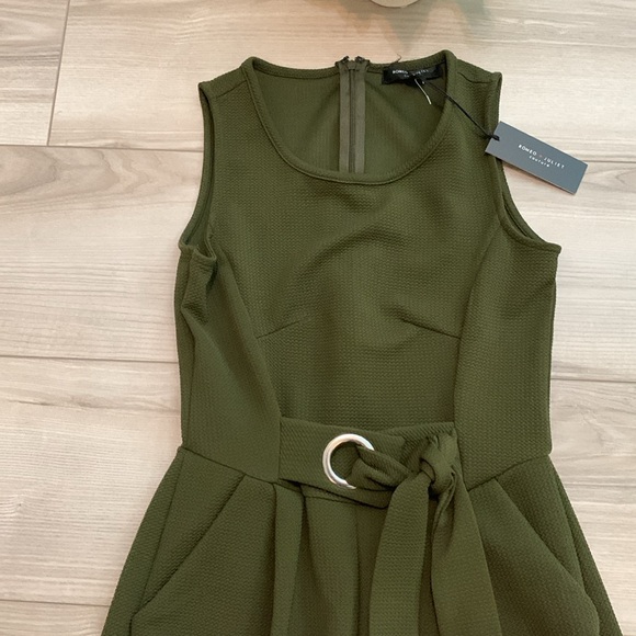 Jumpsuit - Picture 2 of 4